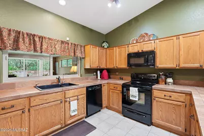 1211 N Avenida Canon Del Cajon, Green Valley, AZ 85614 - Photo 12