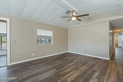 204 S Land Avenue, Benson, AZ 85602 - Photo 6
