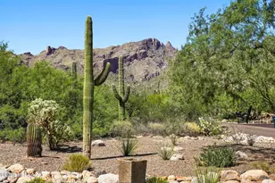6701 N Montezuma Dr, Tucson, AZ 85718 - Photo 2