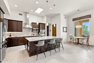 6701 N Montezuma Dr, Tucson, AZ 85718 - Photo 14