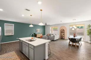 8796 E Stone Meadow Cir, Tucson, AZ 85730 - Photo 2