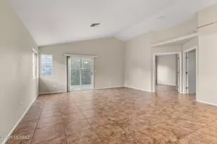 2555 W Brogan St, Tucson, AZ 85745 - Photo 4