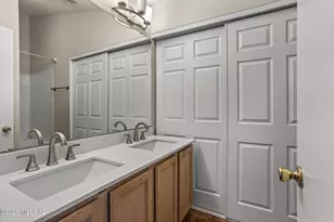 2555 W Brogan St, Tucson, AZ 85745 - Photo 14