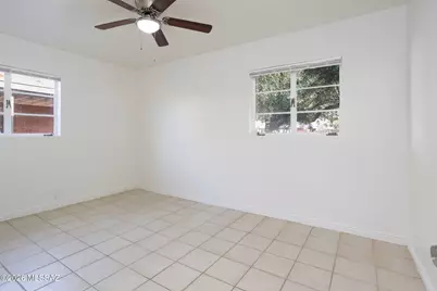 5744 E Hawthorne Street, Tucson, AZ 85711 - Photo 22