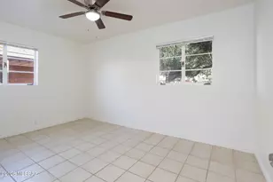 5744 E Hawthorne St, Tucson, AZ 85711 - Photo 22