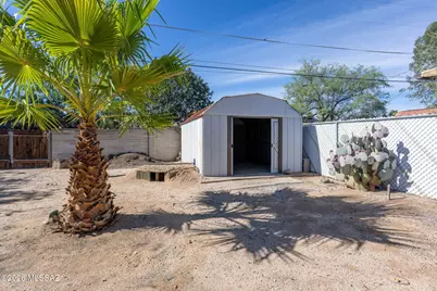 5744 E Hawthorne Street, Tucson, AZ 85711 - Photo 38