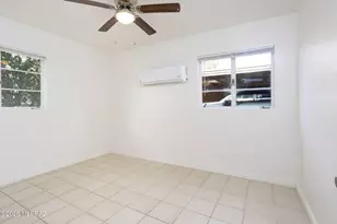 5744 E Hawthorne St, Tucson, AZ 85711 - Photo 20