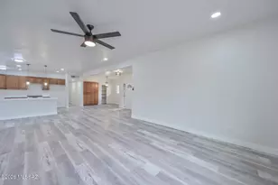 4521 N Bear Canyon Rd, Tucson, AZ 85749 - Photo 20