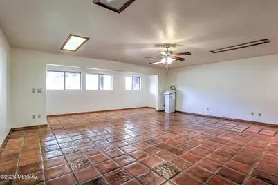 6610 E Circulo Invierno, Tucson, AZ 85750 - Photo 30