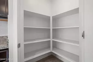 942 S Grantham Ave, Vail, AZ 85641 - Photo 14