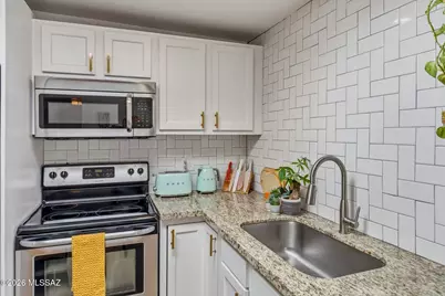 7532 E Linden Circle, Tucson, AZ 85715 - Photo 10