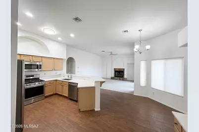 12490 N Wayfarer Way, Oro Valley, AZ 85755 - Photo 8