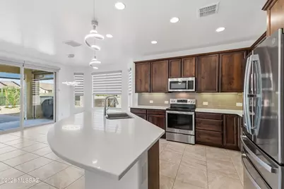 1084 N Grand Canyon Drive, Green Valley, AZ 85614 - Photo 18