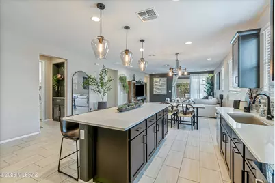 9753 E Copper Glance Trail, Tucson, AZ 85730 - Photo 12