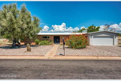 7423 E Calle Madero, Tucson, AZ 85710 - Photo 1