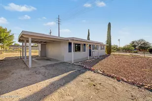 7902 E Winnepeg Dr, Tucson, AZ 85730 - Photo 2