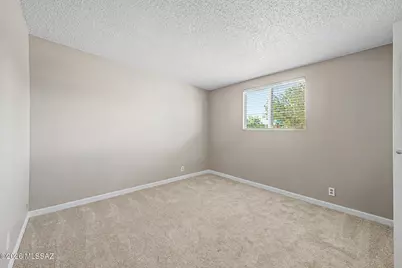 7902 E Winnepeg Drive, Tucson, AZ 85730 - Photo 14