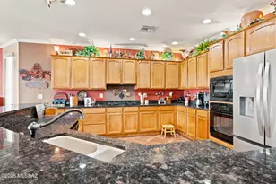 660 N Alexis Loop, Green Valley, AZ 85614 - Photo 10