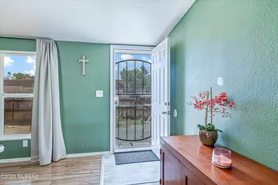 2831 S Sunland Vista, Tucson, AZ 85713 - Photo 2