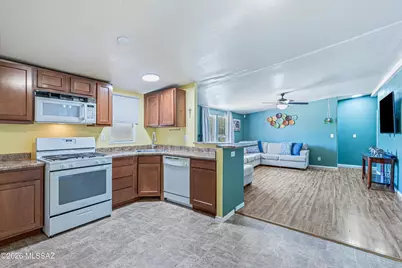 2831 S Sunland Vista, Tucson, AZ 85713 - Photo 8