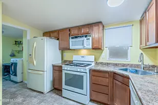 2831 S Sunland Vista, Tucson, AZ 85713 - Photo 10