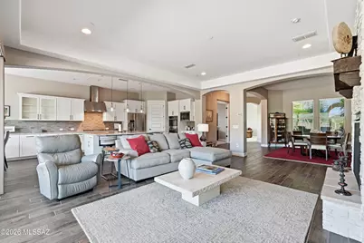9915 E Goldsmith Place, Tucson, AZ 85749 - Photo 8