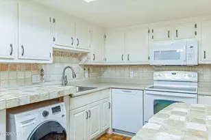 8255 N Oracle Rd, Tucson, AZ 85704 - Photo 16
