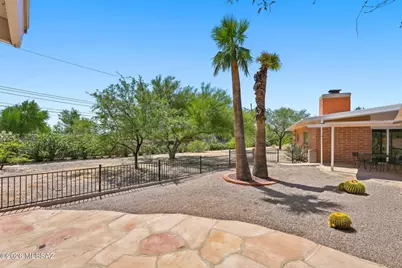 1045 W San Miguel Circle, Tucson, AZ 85704 - Photo 32