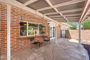 1045 W San Miguel Cir, Tucson, AZ 85704 - Photo 28