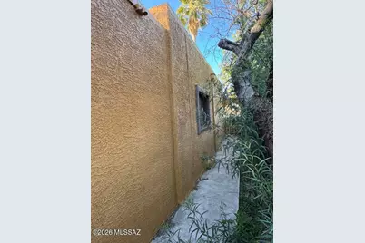 231 W 32nd Street, Tucson, AZ 85713 - Photo 4