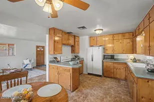 710 E Joan Pl, Tucson, AZ 85719 - Photo 8