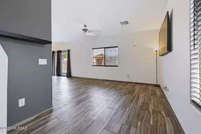 8218 W Kerr Street, Tucson, AZ 85757 - Photo 6