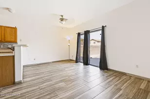 8218 W Kerr St, Tucson, AZ 85757 - Photo 8