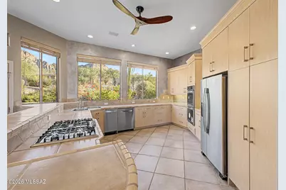 1751 E Buck Ridge Place, Tucson, AZ 85737 - Photo 10
