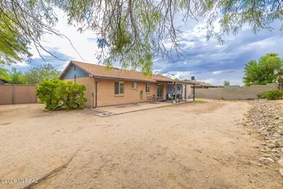 9170 N Rock Dove Place, Tucson, AZ 85742 - Photo 4