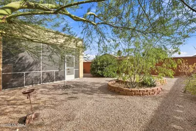 5812 S Azure Vista Way, Green Valley, AZ 85622 - Photo 20