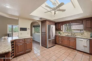 4221 N Summer Set Dr, Tucson, AZ 85750 - Photo 6
