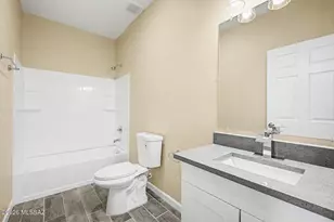 214 E Kelso St, Tucson, AZ 85705 - Photo 30