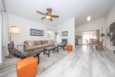 2353 W Silverbell Oasis Way, Tucson, AZ 85745 - Photo 4