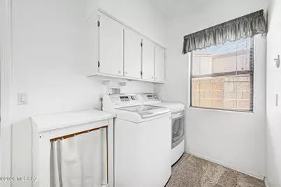 175 N Crescent Bell Drive, Green Valley, AZ 85614 - Photo 30