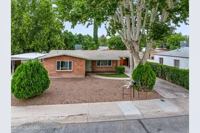 215 W Kolver Street, Nogales, AZ 85621 - Photo 2