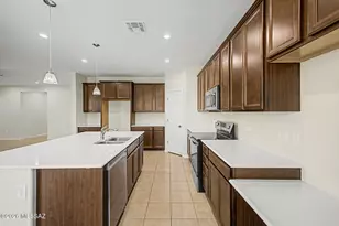 1124 W Golden Meadow Path, Sahuarita, AZ 85629 - Photo 8