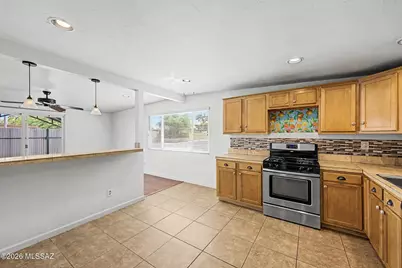6991 E Brooks Drive, Tucson, AZ 85730 - Photo 2