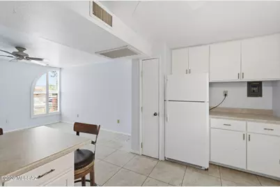 356 S Paseo Quinta #C, Green Valley, AZ 85614 - Photo 6