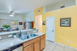 2351 W Golden Hills Rd, Tucson, AZ 85745 - Photo 8