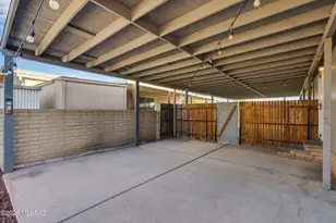 1728 W Coralbrooke Dr, Tucson, AZ 85705 - Photo 28