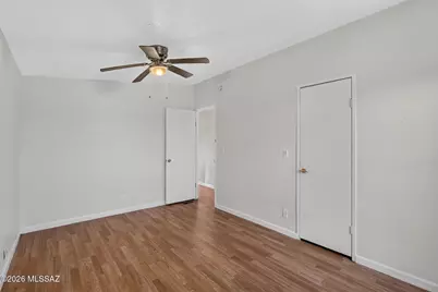 1728 W Coralbrooke Drive, Tucson, AZ 85705 - Photo 18