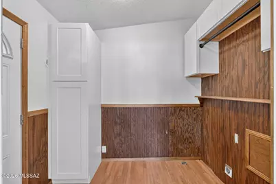 1728 W Coralbrooke Drive, Tucson, AZ 85705 - Photo 24
