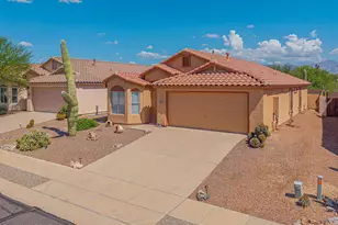 12710 N Blue Sage Dr, Marana, AZ 85658 - Photo 2