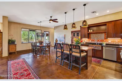 11599 N Adobe Village Place, Marana, AZ 85658 - Photo 12